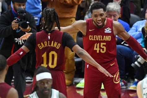what is the score of the cavs game|Celtics 106.